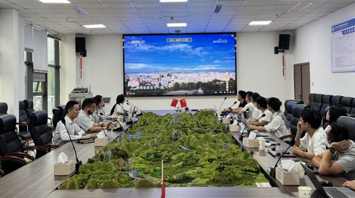 截屏2025-10-08 20.37.41